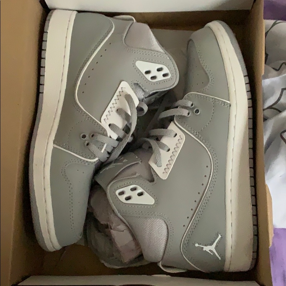 Jordan 1 Flight 2